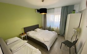 Green Apartment